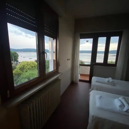 ホテル Lido Bollengo