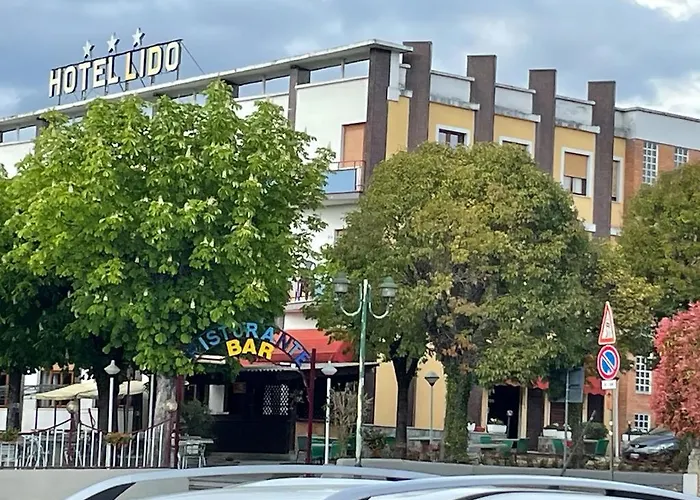 Lido Hotel 3*